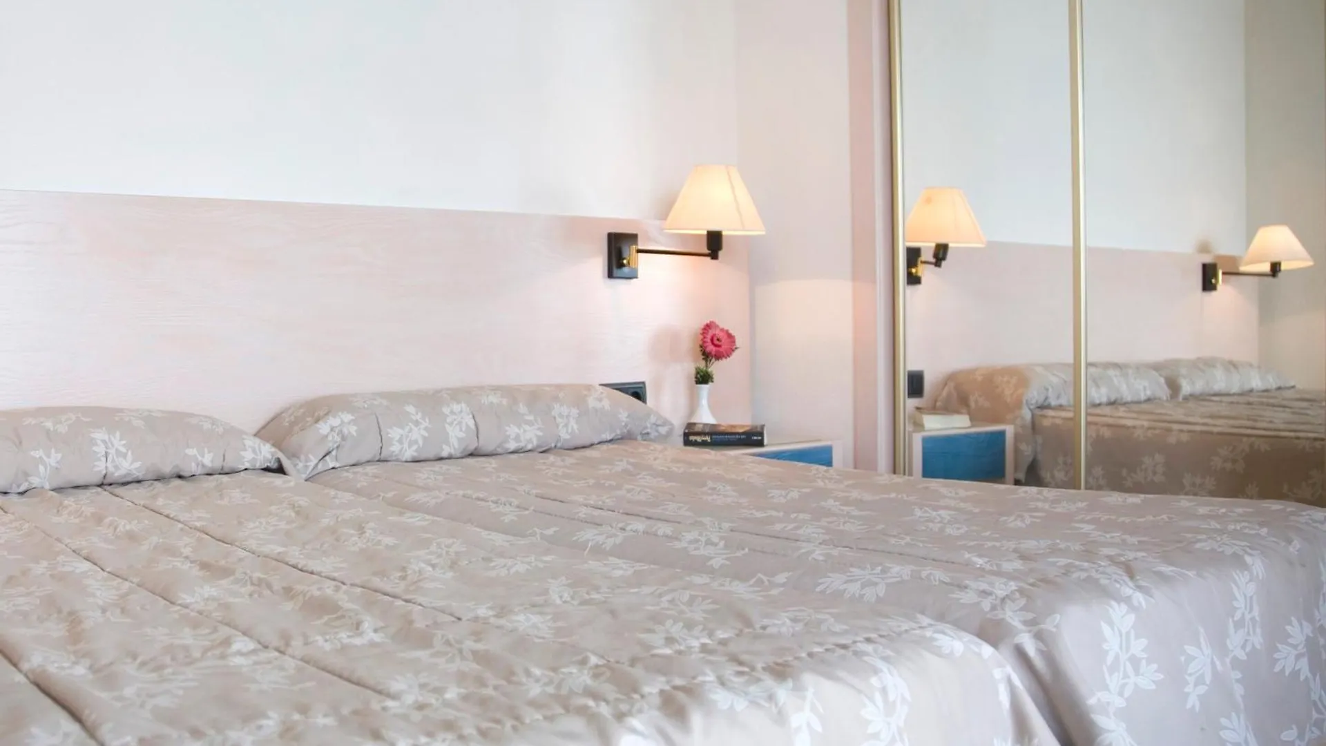 Trh Jardin Del Mar Aparthotel Santa Ponsa